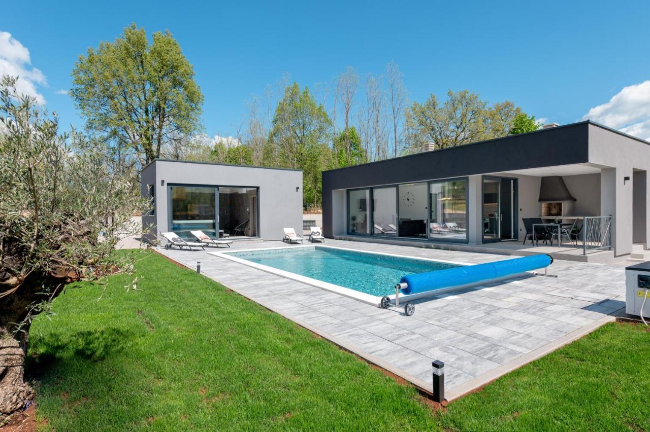 Green Luxury II With Heated Pool, Jacuzzi & Sauna Ruzici  Zewnętrze zdjęcie