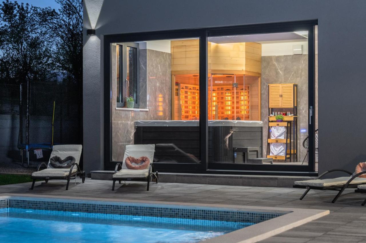 Green Luxury II With Heated Pool, Jacuzzi & Sauna Ruzici  Zewnętrze zdjęcie