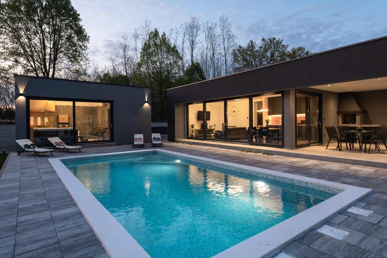 Green Luxury II With Heated Pool, Jacuzzi & Sauna Ruzici  Zewnętrze zdjęcie